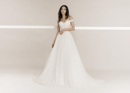 Frida Claire 7020 Friderika – Schlichtes Brautkleid mit raffinierter Eleganz