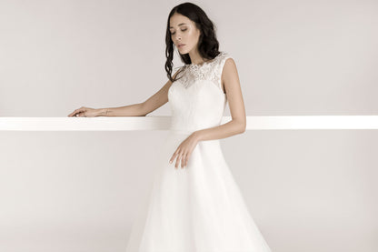 Frida Claire 7034 Reverie - Romantisches Brautkleid mit filigraner Spitze