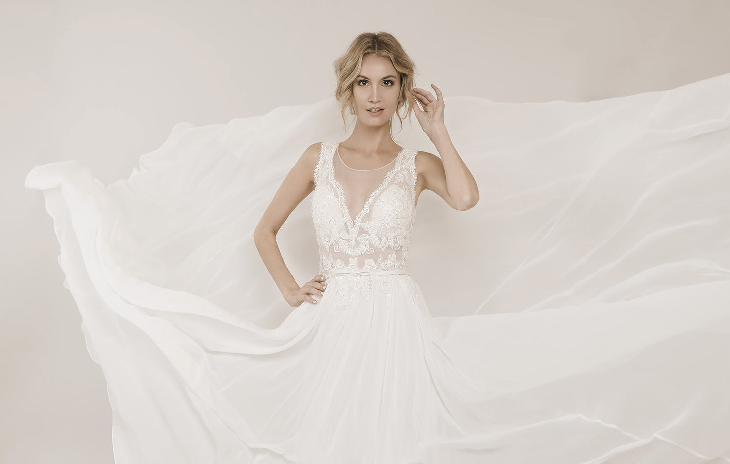 Frida Claire 7035 Josephine – Zeitloses Brautkleid mit femininer Spitze