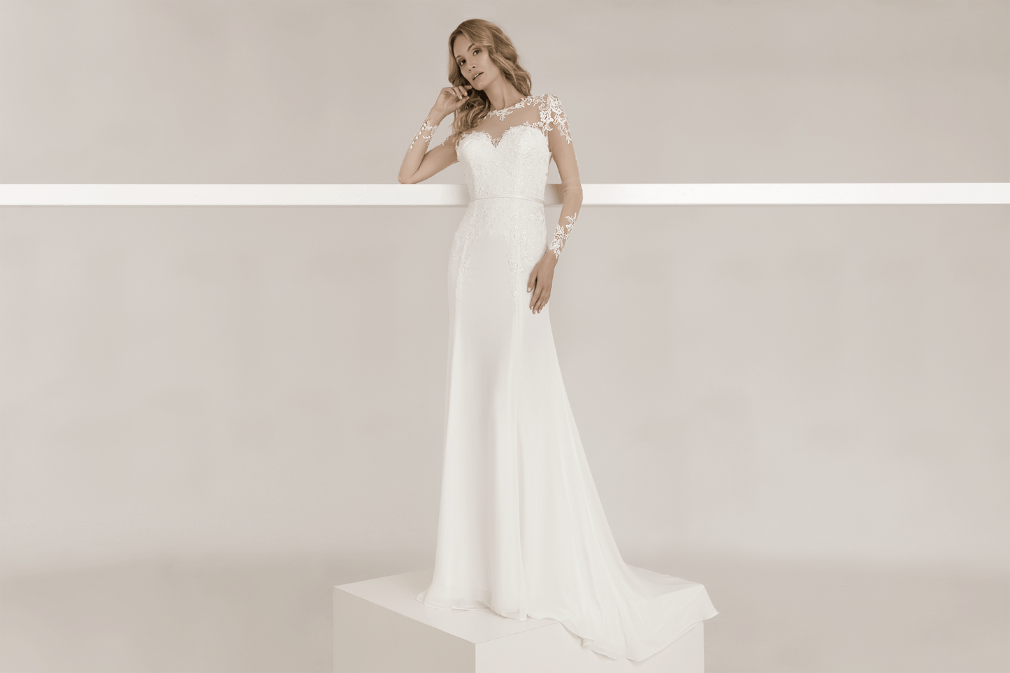 Frida Claire 7039 Luna – Anmutiges Brautkleid mit Spitze und eleganter A-Linie