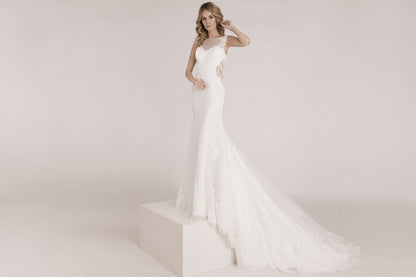 Frida Claire 7040 Celina – Klassisches Brautkleid mit edler Spitze