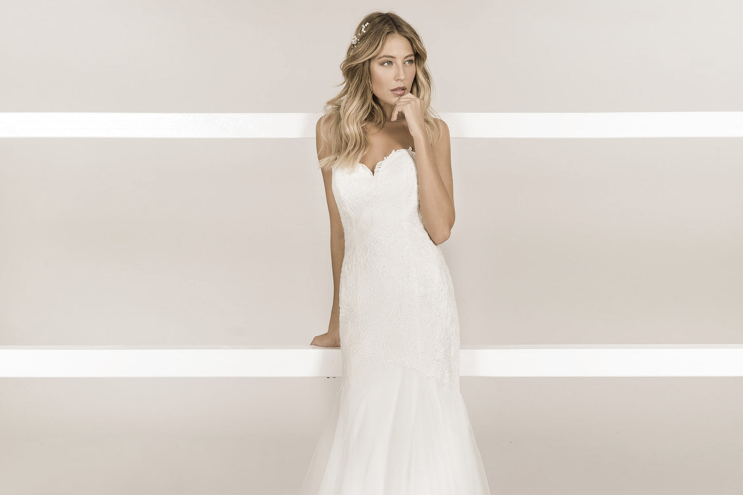 Frida Claire 7049 Meredith – Verführerisches Brautkleid mit Spitzenoberteil und Tüllrock in Meerjungfrau-Silhouette